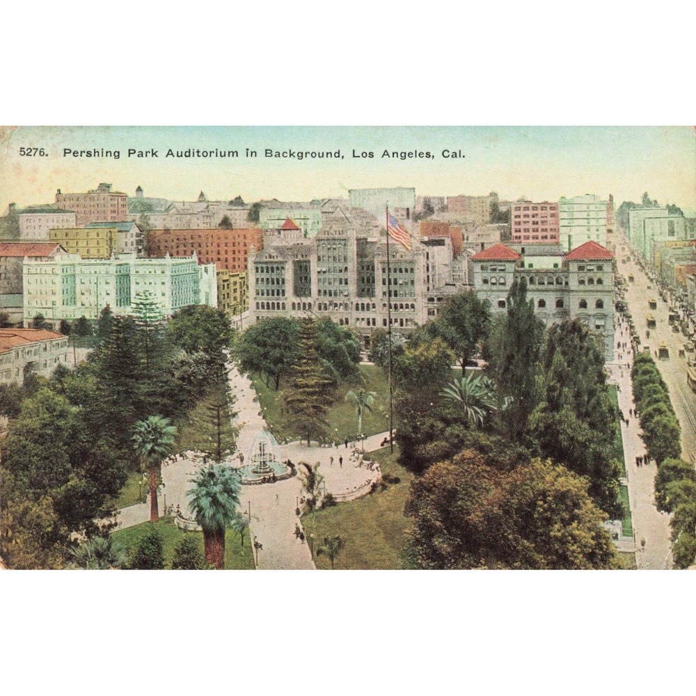 Vintage Pershing Park Auditorium Los Angeles CA Postcard Divided Back - Picture 1 of 2